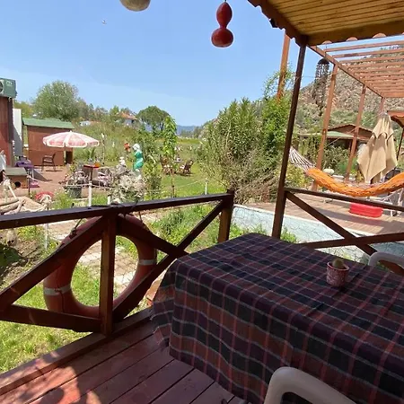 Bed & Breakfast Nehir Bungalow *